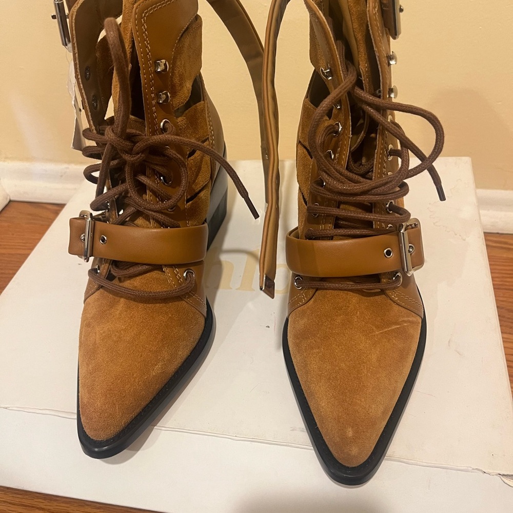 Chloe Rylee cut out suede boots. Size 39 (fit like 7.5). New - Picture 2 of 3
